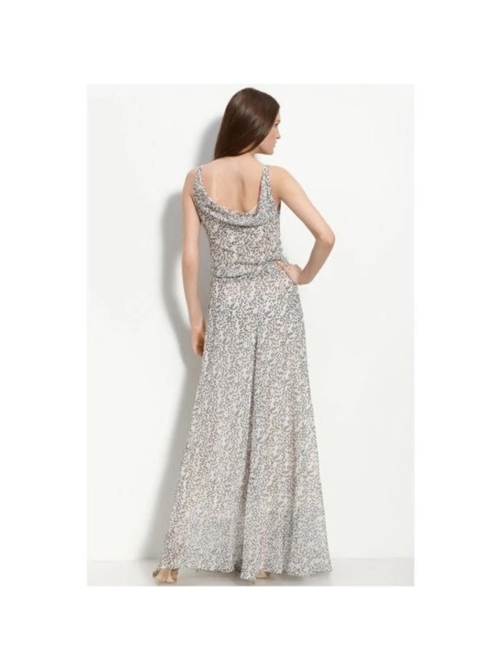 Diane Von Furstenberg Vintage Tadd 100% Silk Light Gray Floral Maxi Dress size10